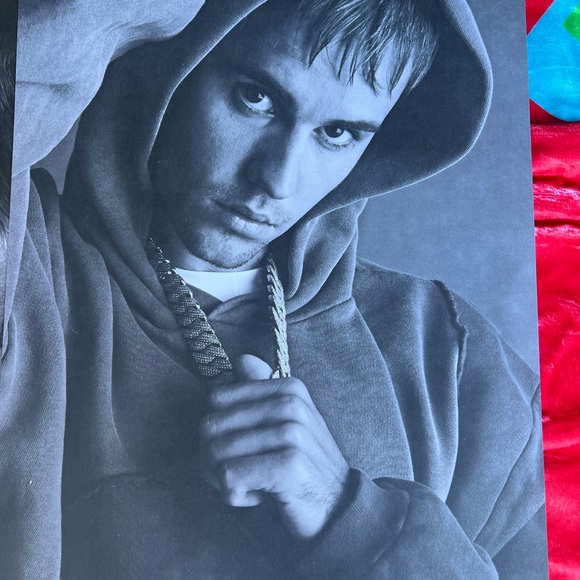 Justine Bieber Justice VIP merch package - Picture 2 of 7